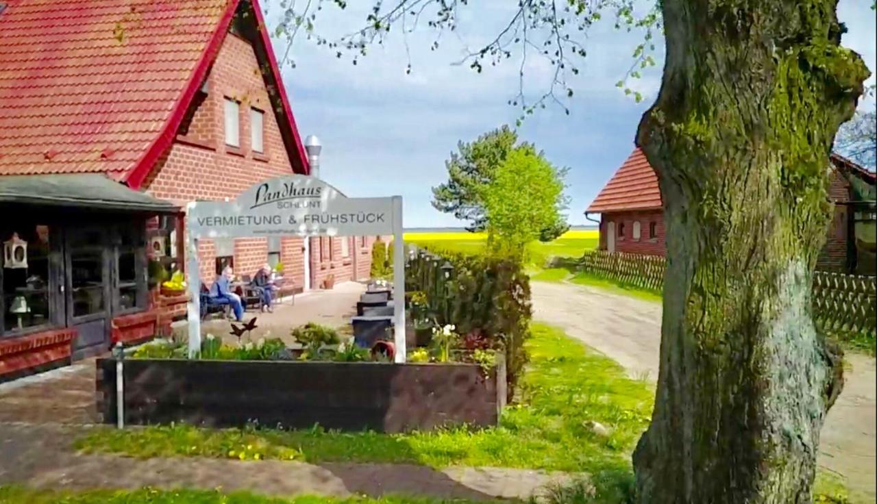Landhaus Schlunt Wustrow  Oda fotoğraf